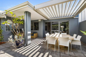 LIME10 - Sandy Toes Villa Fremantle